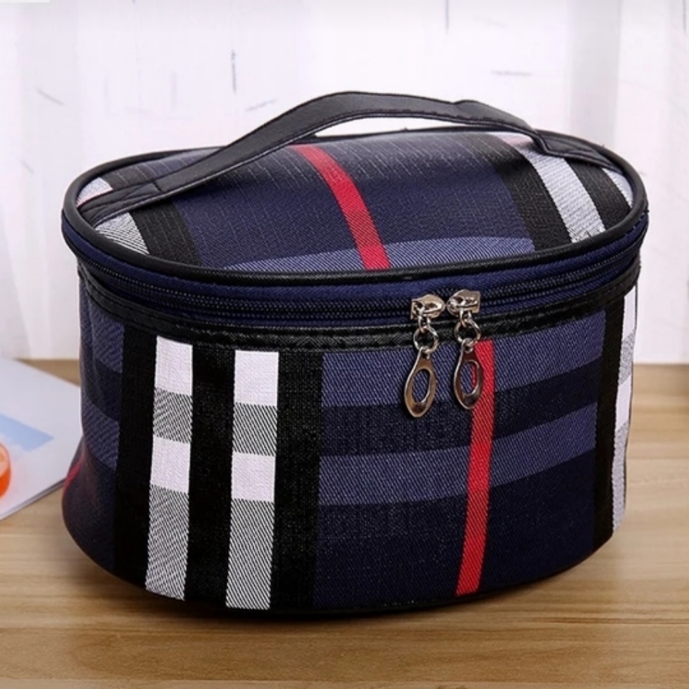 Cosmetic plaid travel case